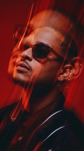 Mezmure portrait in red light